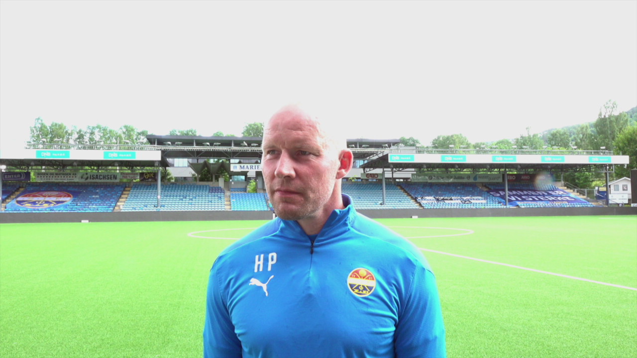 HP foran Stabæk-kampen